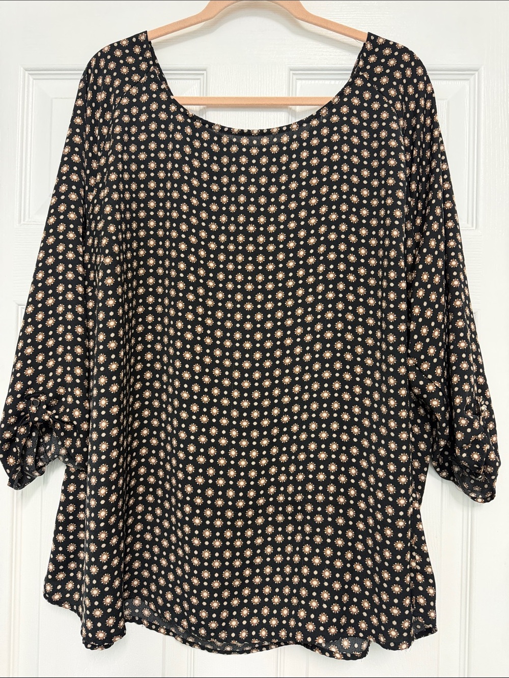 Women's Black Print Scoop Neck Tunic